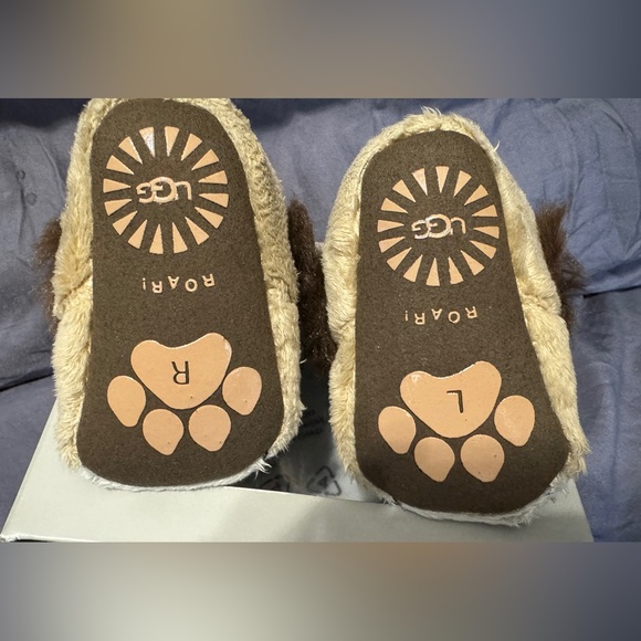 Ugg Bixbee Lion Stuffie Baby Booties - Picture 6 of 6